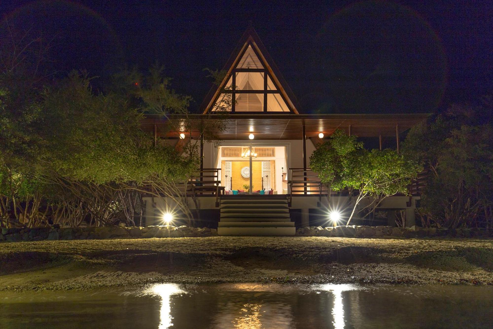 ปลาตารัน เมนจางัน รีสอร์ต แอนด์ สปา Hotel บันยูเวดัง ภายนอก รูปภาพ